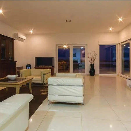 Villa Villamorningview Liznjan
