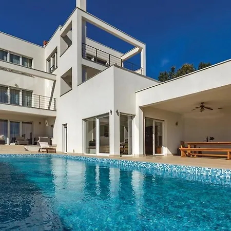 וילה Villamorningview